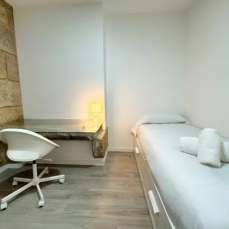Puerto Cies - Calle De Ostras Con Terraza 3pax Vigo