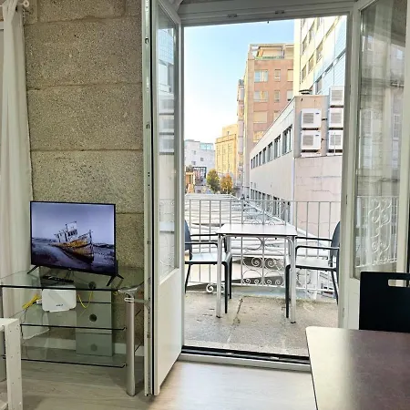 Puerto Cies - Calle De Ostras Con Terraza 3pax