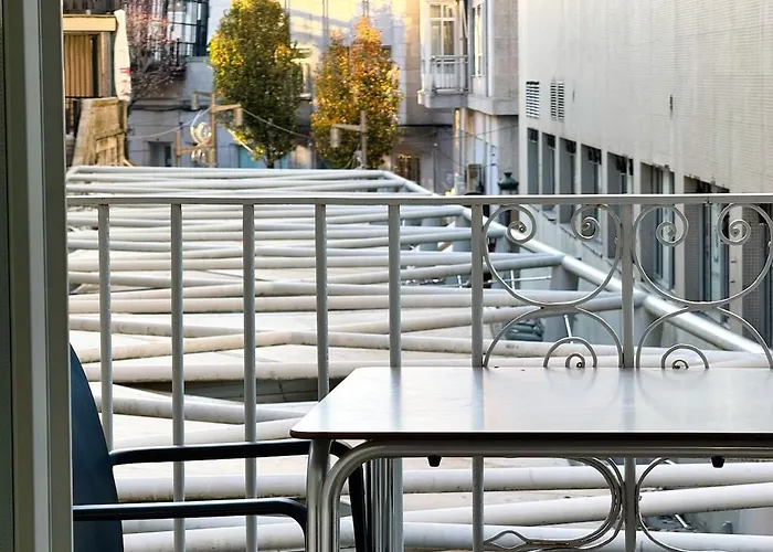 Puerto Cies - Calle De Ostras Con Terraza 3pax